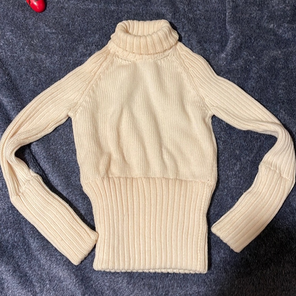 GUCCI wool turtleneck